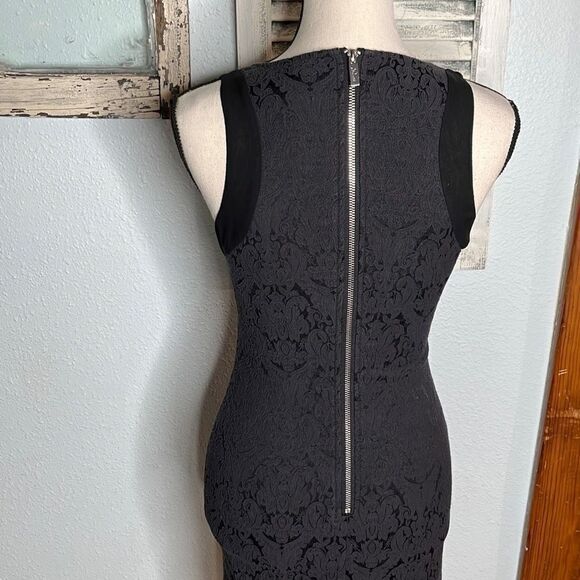 Guess Black Sleeveless Zip Up Floral Lace Women's Bodycon Dress Size Small - Picture 8 of 13